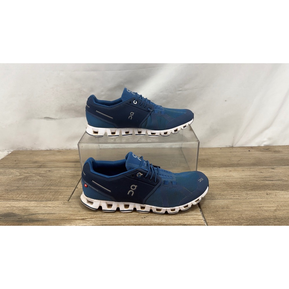 On Running Cloud Mens 8 Navy Blue Mesh Lightweight Performance Sneakers 19.99989